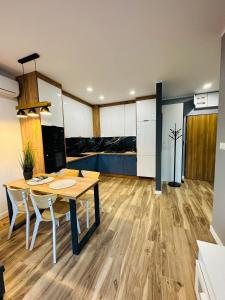 Apartamenty Dębowa 3 PRIV OGRÓD I MIEJSCE NA ROWERY