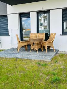 Apartamenty Dębowa 3 PRIV OGRÓD I MIEJSCE NA ROWERY