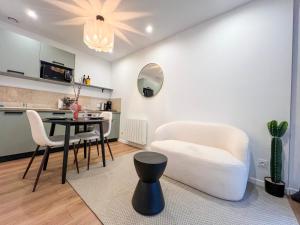 Appartements Bibemus Casa Maja - baignoire balneo - parking - terrasse : photos des chambres