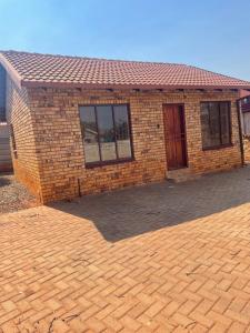 House to rent at Geelhout Park ext9 Rustenburg