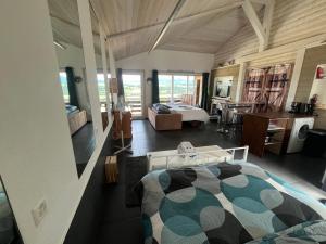 Loft des Milans, petit nid douillet perché sur la campagne