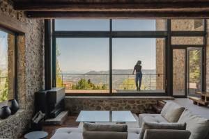 Heartbeat Mountain Escapes