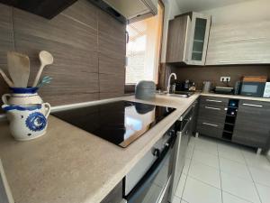 Erkel 19 Apartmanház