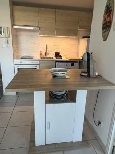 Appartements Appartement lumineux climatise avec terrasse : photos des chambres