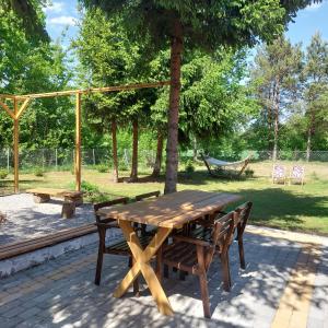 ŚwierkoweAgro - dom na wyłączność nad Zalewem Biszcza-Żary