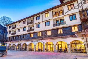 Silver Hills Rooms & Apartments with Free Parking
