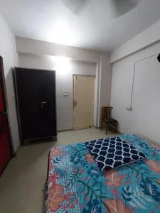 Lovely 2-bedroom condo with patio - Khagaul