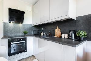 SuperApart Wiktoryn 6