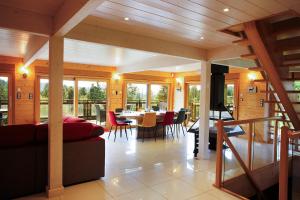 Chalet d’exception avec sauna, jacuzzi, ping-pong