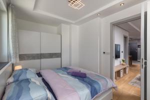 Apartment One Kostrena - Happy Rentals