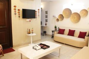 Air Purifier - Sun-lit Handicraft Home 1BHK 4