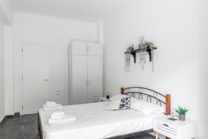 Beautiful 2bedroom apt next to Siggrou Fix