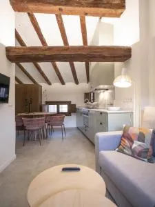 La casa amarilla apartamento enebro - Gea de Albarracín