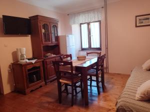 Apartments Lazzarini Battiala