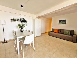 Luminoso y magnífico apartamento de playa