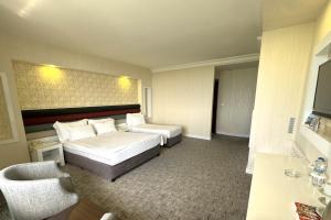 Family Room with Sea View room in Tekirdağ Yat Hotel