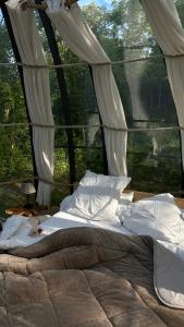 Tentes de luxe Bulles d'Auvergne : photos des chambres