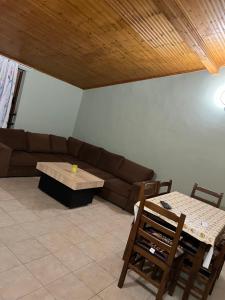 Apartament shengjin beach front