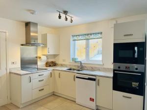 Modern and Spacious Edinburgh home with large garden