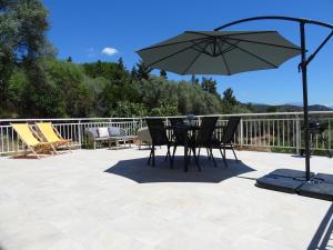 Appartements Charmant rez de villa, et sa terrasse a Ajaccio : Appartement 2 Chambres