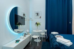 Superior Double Room room in Skyhouse Chiaia