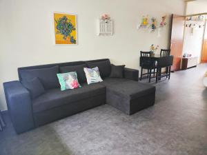 Ferienwohnung Schöne Wohnung 2d-Gebäude mit Mini-garten