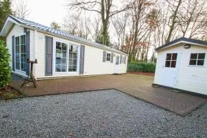 Luxe vrijstaande chalet - 伊皮