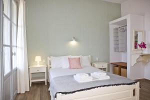 Skalopati Studios & Villa