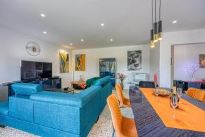 Holiday House Rhapsody