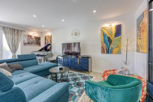 Holiday House Rhapsody