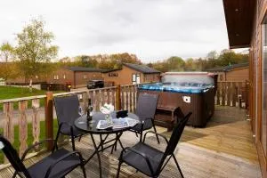 Driftwood Lodge - South Lakeland Leisure Village - Carnforth