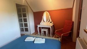 Forest-side home by recreational lake