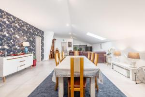 NEW - Crestuma Bright