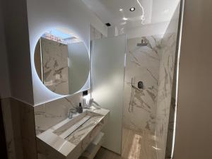 Andi Downtown Deluxe Rooms