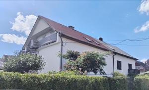 Dömper Döme Apartman