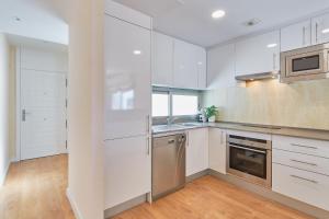 Vitania I Resort Penthouse with Jacuzzi