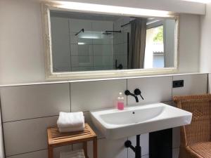 Gutshof Gartenhaus 2-4 Personen