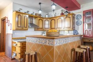 Spacious villa with mountain view in Archidona, private pool