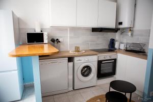 Appartements Confortables - Gare à 5 min pied - 20min de la plage - Terrasse