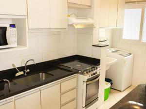 Apto Praia Grande (250m) - Condomínio Jequitibá PISCINA AQUECIDA SALÃO DE JOGOS