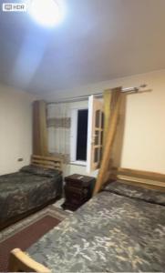 شقه مفروشه بالحى المتميز السادس م اكتوبر مفروشه بالكامل ومكيفه للايجار السنوى