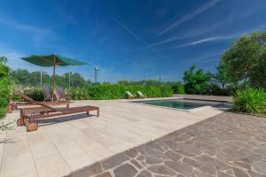 Italian Experience - Sunrise Hill Holiday Home