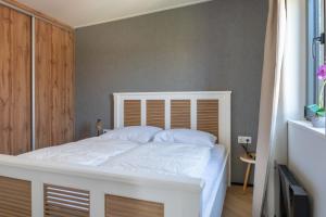 Luxe 4 pers chalet op minicamping in waarde