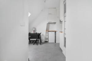 L Authentique - Trocadero - 2 Prs