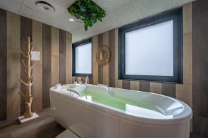 Hotels Hotel Atalante - Relais Thalasso & Spa : photos des chambres