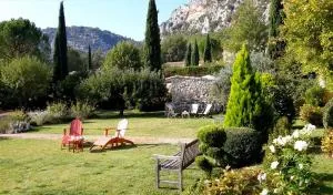 瑞雷巴黎圣母院酒店 - 圣洛朗迪韦尔东