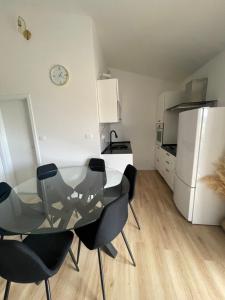 Apartman V 
