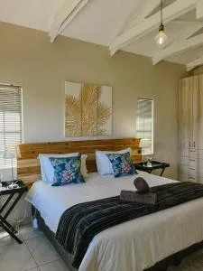 Rondebossie Farm Retreat - Mmafefe