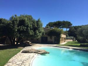 Villas Bergerie de charme proche Aix en Provence et Luberon : photos des chambres