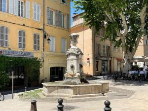 Villas Bergerie de charme proche Aix en Provence et Luberon : photos des chambres